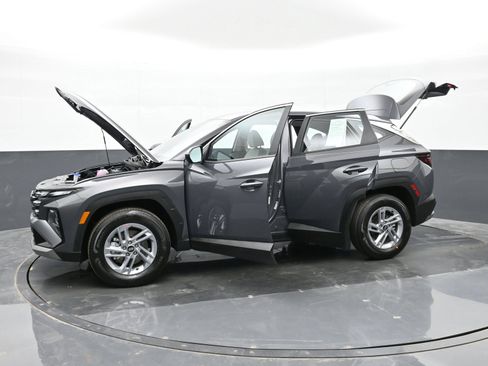 Certified 2026 Hyundai Tucson SE AWD/4WD image 48