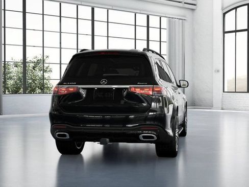 Used 2026 Mercedes-Benz GLS 450 4MATIC image 25