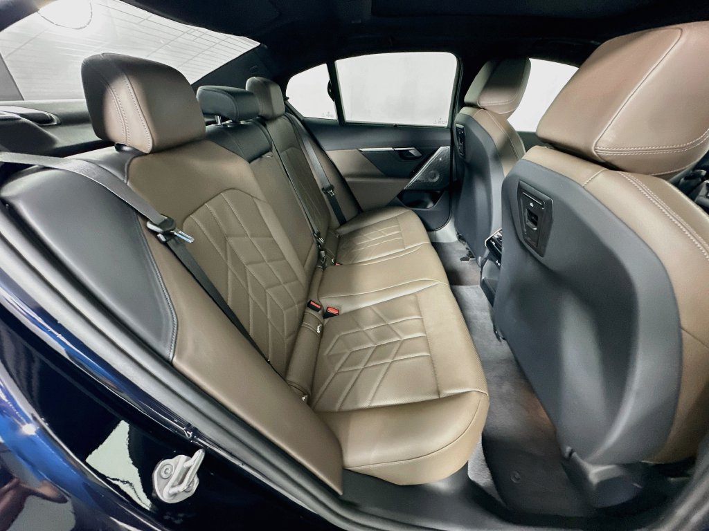 Certified 2024 BMW i5 eDrive40i w/ Executive Package RWD image 27