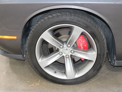 Used 2016 Dodge Challenger SXT w/ Super Sport Group (SS/T) RWD image 32