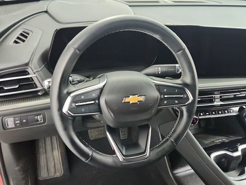Used 2024 Chevrolet Traverse LT w/ LPO, Floor Liner Package FWD image 18