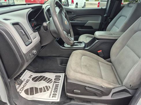Used 2017 Chevrolet Colorado W/T RWD image 11