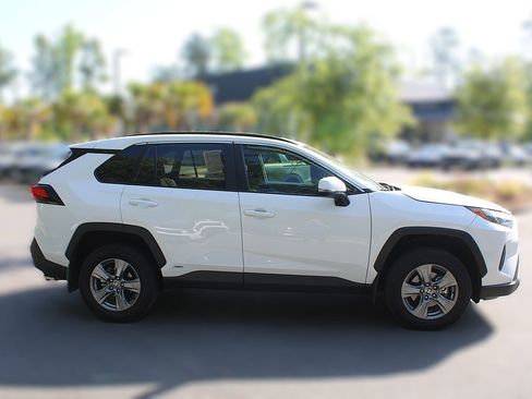 Used 2024 Toyota RAV4 XLE image 13