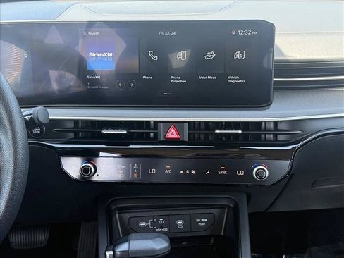 Used 2025 Kia K5 LXS FWD image 17