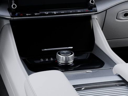 New 2026 Jeep Grand Wagoneer 2WD image 24