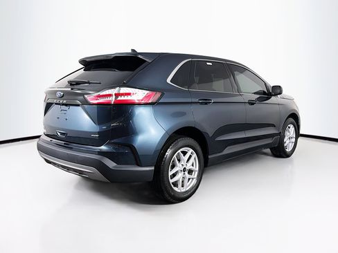 Used 2024 Ford Edge SEL w/ Convenience Package image 8