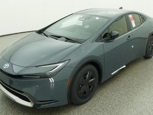 New 2026 Toyota Prius Plug-In Hybrid FWD image 1