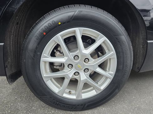 Used 2022 Chevrolet Equinox LT FWD image 30