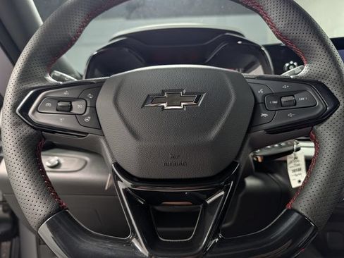 New 2026 Chevrolet Trax RS w/ Sunroof Package FWD image 18