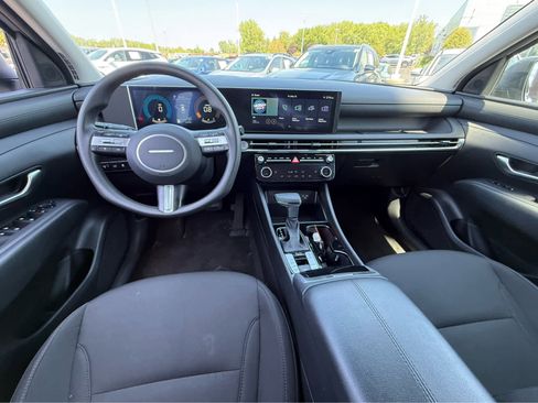 Used 2025 Hyundai Tucson SEL FWD image 10