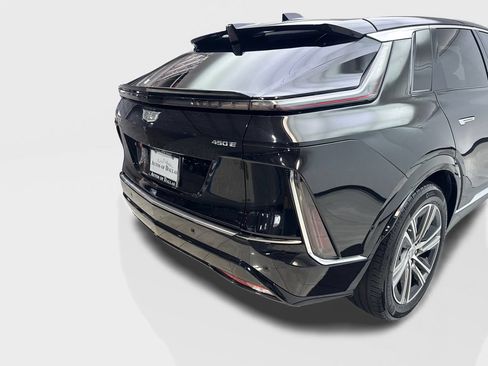 Used 2024 Cadillac Lyriq Luxury RWD image 18