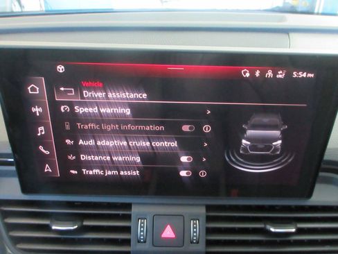 Used 2024 Audi Q5 2.0T Premium Plus w/ Premium Plus Package AWD/4WD image 65