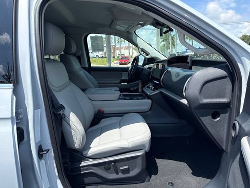 New 2026 Ford Expedition Active RWD image 22