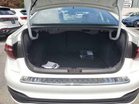 Used 2026 Volkswagen Jetta S FWD image 9