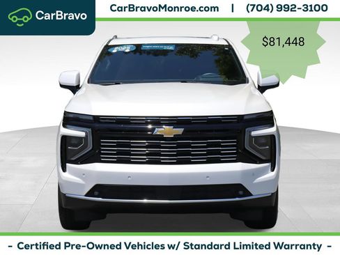 Certified 2025 Chevrolet Suburban High Country AWD/4WD image 10