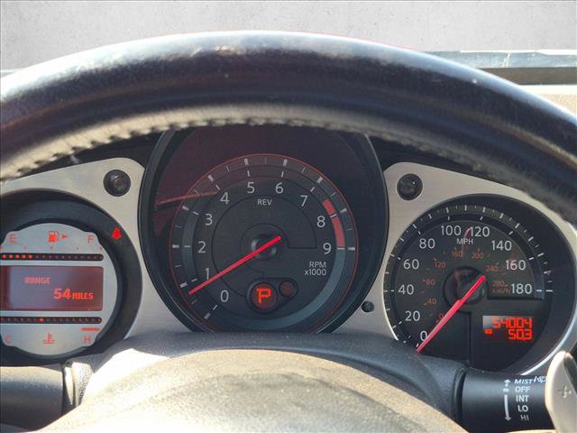 Used 2011 Nissan 370Z Roadster RWD image 11