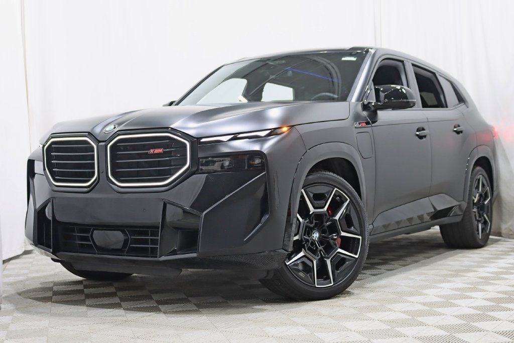 Used 2023 BMW XM AWD/4WD image 5