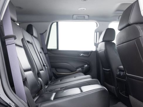 Used 2017 Chevrolet Tahoe LT w/ LT Midnight Edition AWD/4WD image 36