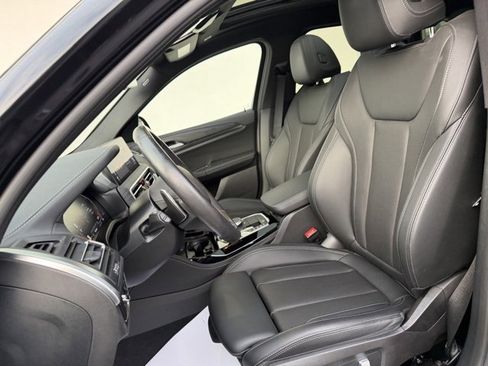 Used 2023 BMW X5 xDrive40i w/ Premium Package image 10