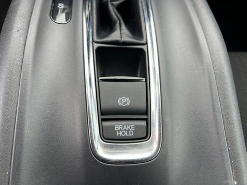 Used 2018 Honda HR-V EX image 24