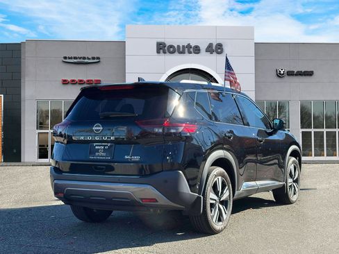 Used 2022 Nissan Rogue SL w/ SL Premium Package image 5