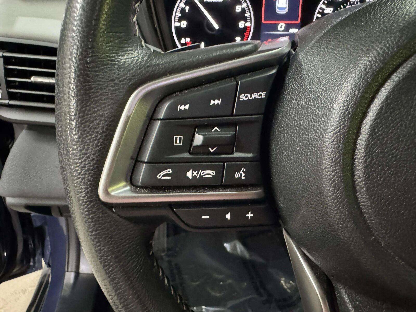 Used 2025 Subaru Outback Premium AWD/4WD image 28