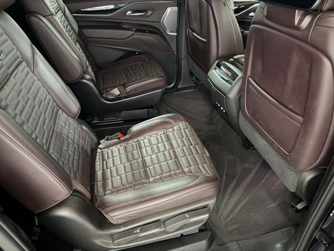 Certified 2023 Cadillac Escalade ESV Sport Platinum w/ LPO, ONYX Package AWD/4WD image 51