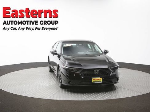 Used 2025 Honda Accord SE image 51