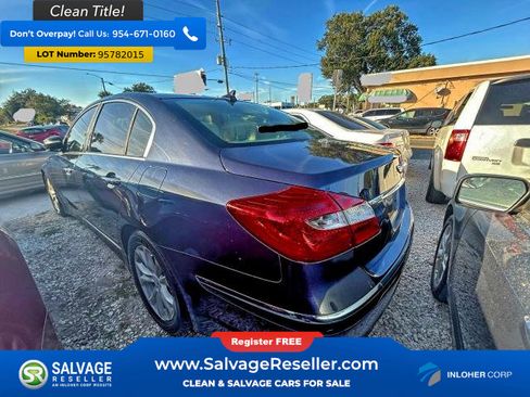 Used 2012 Hyundai Genesis 3.8 image 4