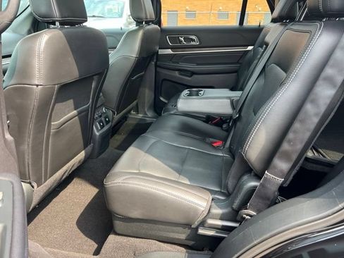 Certified 2018 Ford Explorer Limited w/ Equipment Group 301A AWD/4WD image 23