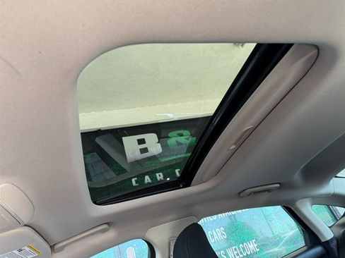 Used 2020 Ford Fusion SE image 30