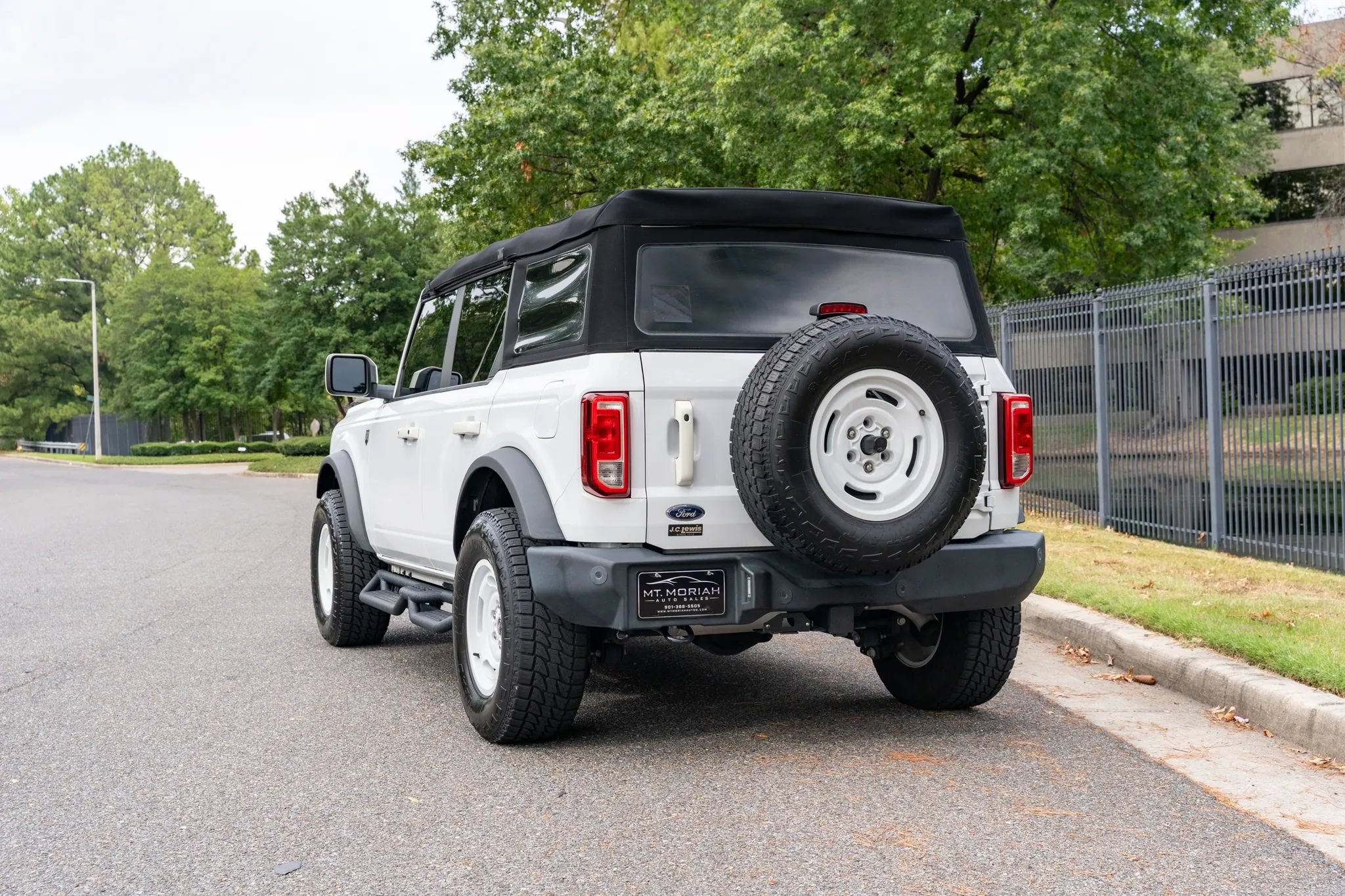 Used 2023 Ford Bronco Big Bend AWD/4WD image 7