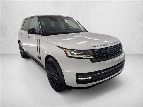 New 2026 Land Rover Range Rover SE image 3