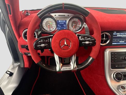 Used 2011 Mercedes-Benz SLS AMG Coupe image 23