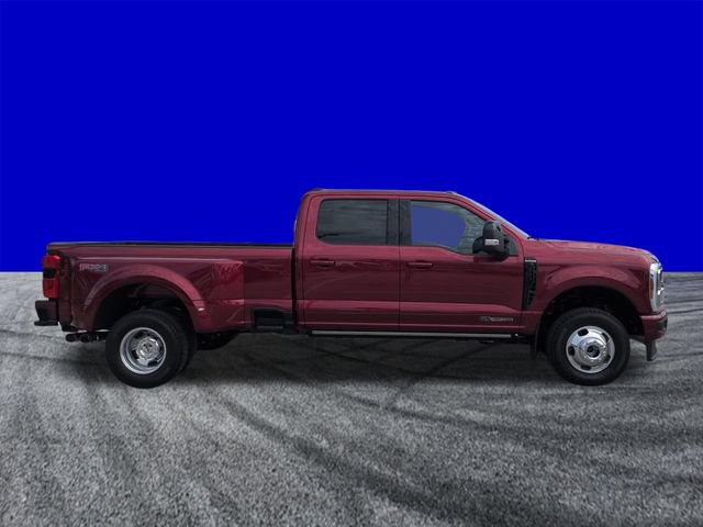 New 2026 Ford F350 Platinum w/ FX4 Off-Road Package AWD/4WD image 3