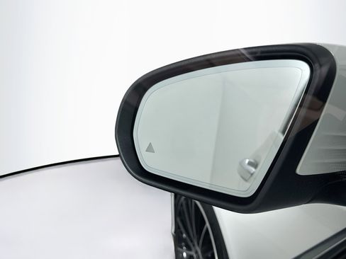 Used 2021 Mercedes-Benz C 300 Sedan image 16