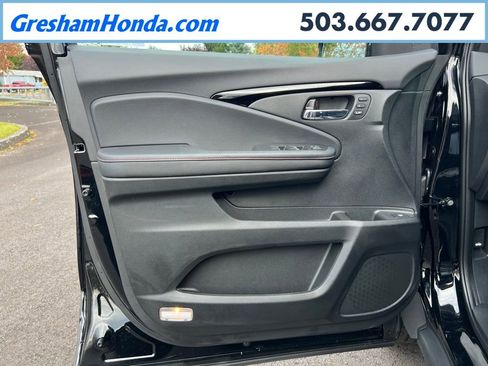 New 2026 Honda Ridgeline Black Edition image 10