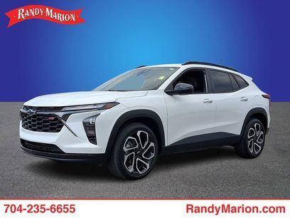 Certified 2025 Chevrolet Trax RS w/ Sunroof Package