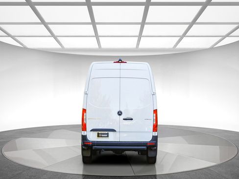 New 2026 Mercedes-Benz Sprinter 2500 image 3