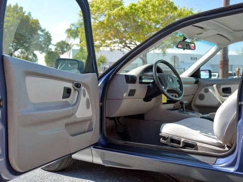 Used 1995 BMW 318ti 318ti 2dr Hatchback image 16