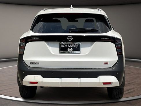 New 2025 Nissan Kicks SR w/ Interior Electronics Package image 4