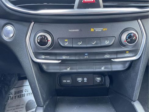 Used 2020 Hyundai Santa Fe SEL AWD/4WD image 27