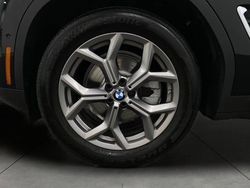 Used 2023 BMW X4 xDrive30i w/ Premium Package AWD/4WD image 12
