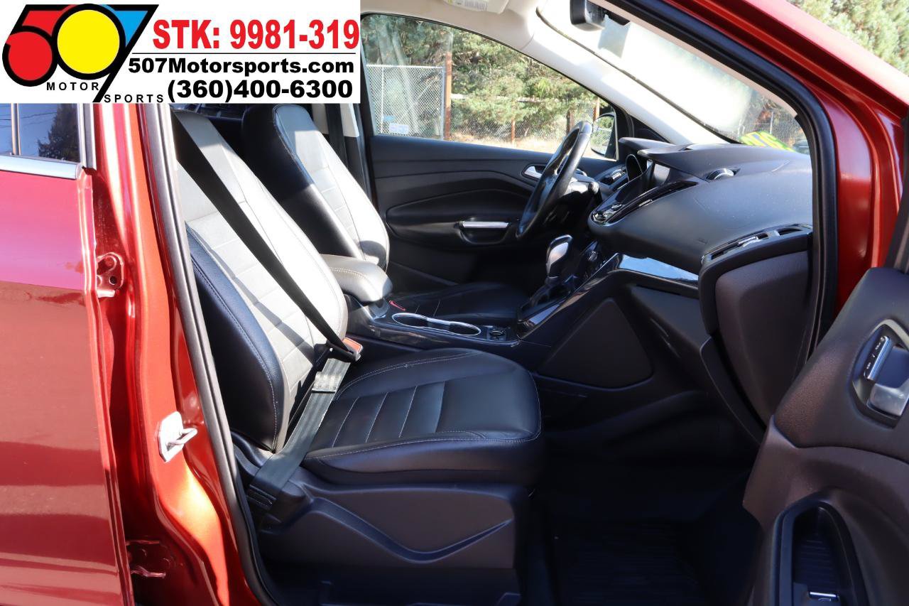 Used 2014 Ford Escape Titanium AWD/4WD image 26