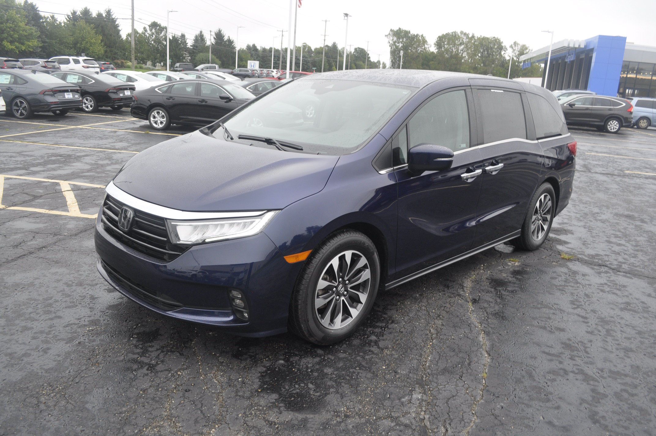 Certified 2024 Honda Odyssey EX-L image 1