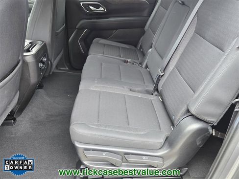 Used 2021 Chevrolet Suburban LS image 12
