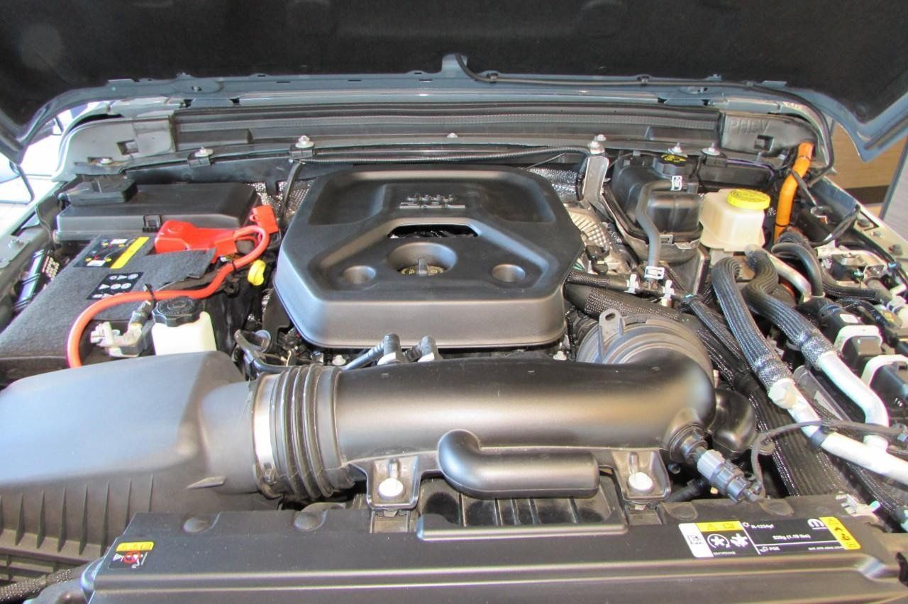 New 2024 Jeep Wrangler Unlimited AWD/4WD image 9