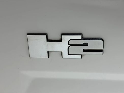 Used 2003 HUMMER H2 w/ Preferred Equipment Group AWD/4WD image 9