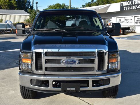 Used 2008 Ford F250 FX4 image 2