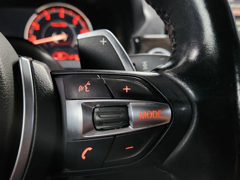 Used 2014 BMW 650i xDrive Convertible image 32